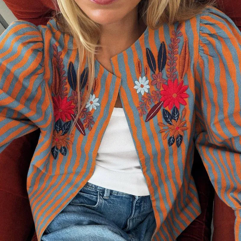 Fashion Women's Embroidery Short Jacket Loose O-neck Long Sleeve Buttons Female Cropped Coat 2026 Autumn Lady Casual Jackets